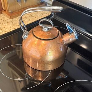 Chantal Copper Whistling Tea Kettle with Stainless Handle - Copper Color